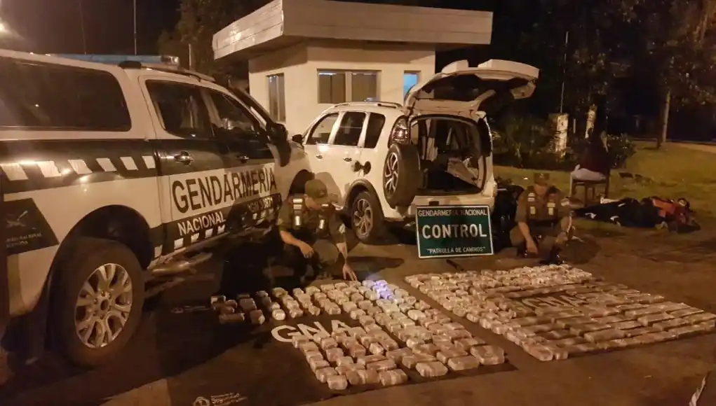 Detienen a pareja con marihuana que se dirigían a Avellaneda