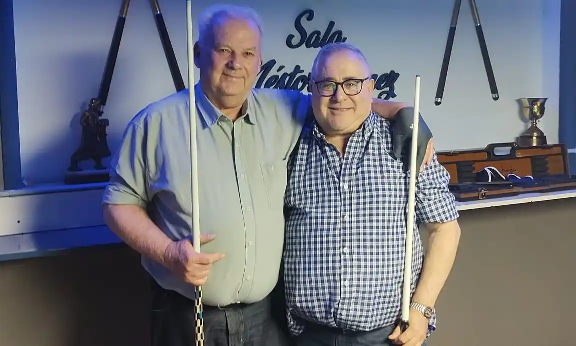 Ganador. Ramón Harriague junto al finalista Carlos Marichelar