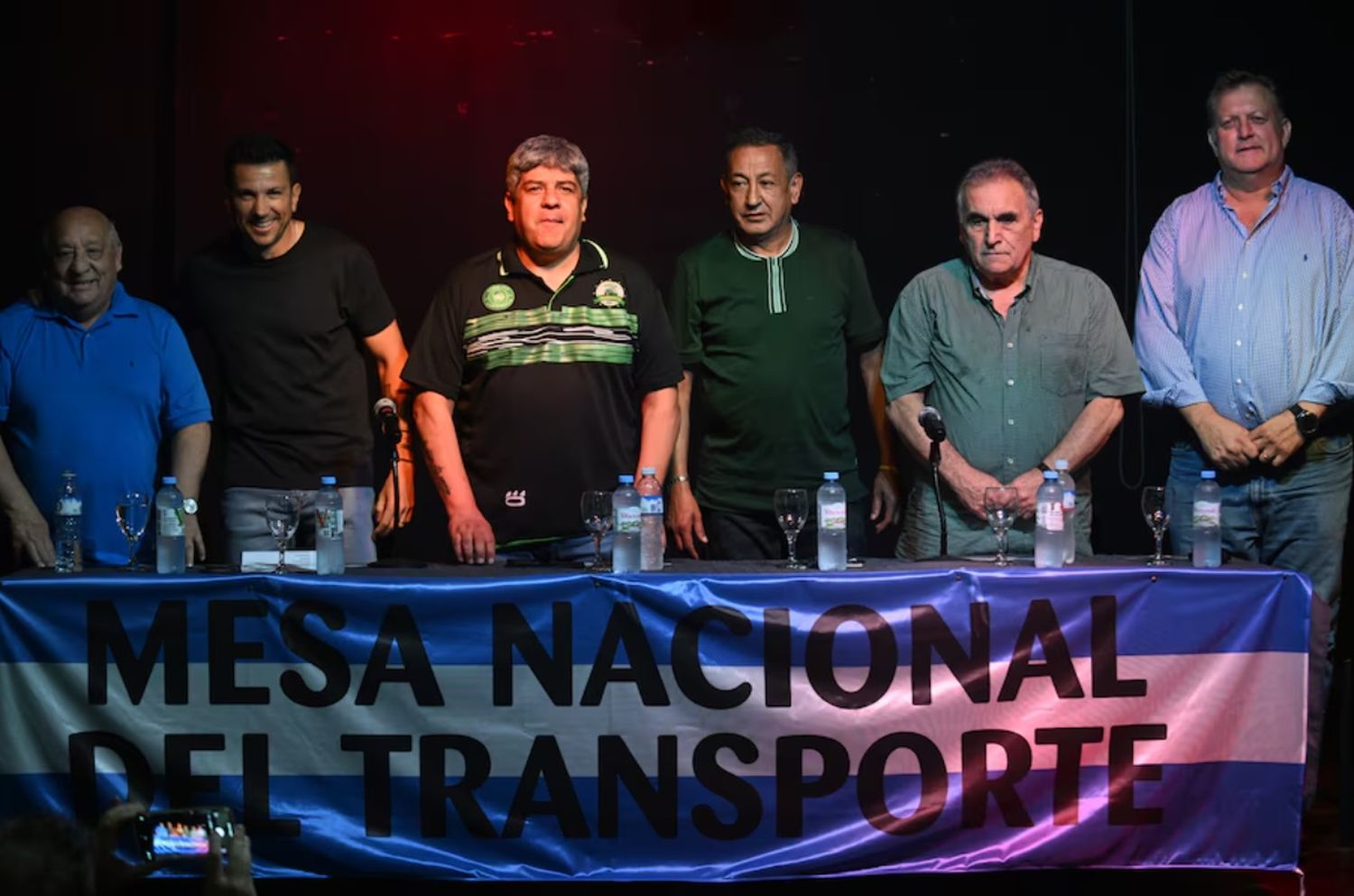 Los gremios del transporte prometieron más paros y aseguraron que el acatamiento fue del 100%