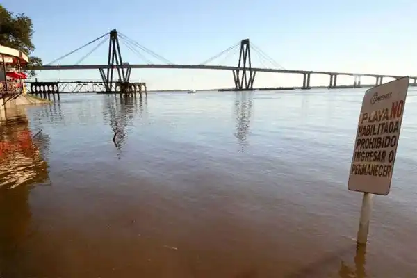 Cuatro provincias preparan planes de evacuación por la crecida del río Paraná