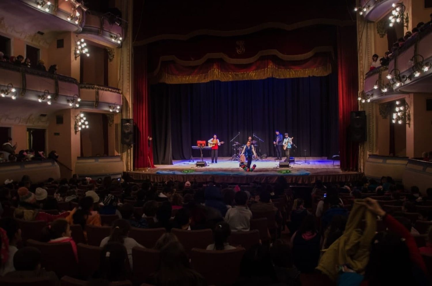 Convocan al ciclo “Mucha Más Música” en el Teatro 3 de Febrero