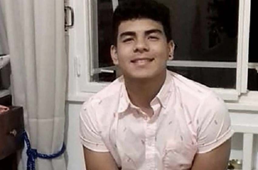 A un año del asesinato de Fernando Báez Sosa, familiares y amigos realizan un acto solidario