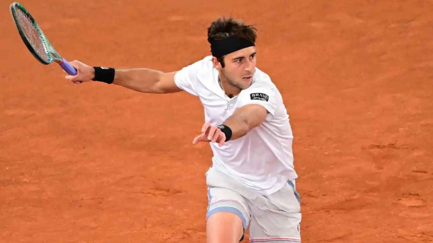 Etcheverry perdió con Cobolli y se despidió de Hamburgo