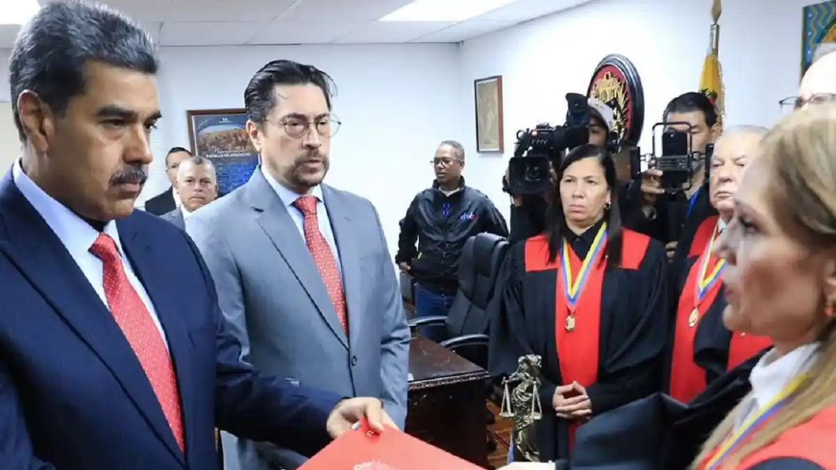 FINALIZAN  COMPARECENCIAS ante el TSJ: Maduro acude al máximo juzgado a presentar sus pruebas