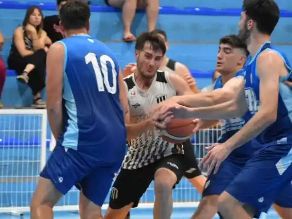 Quilmes-Uniónponen en marcha el torneo de varones de la ARB.