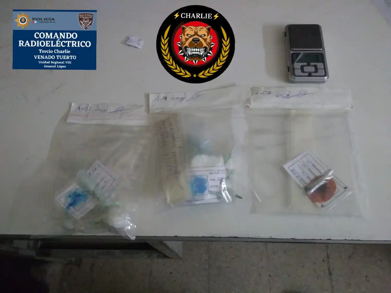 Cocaína y marihuana secuestrada por las fuerzas de seguridad.