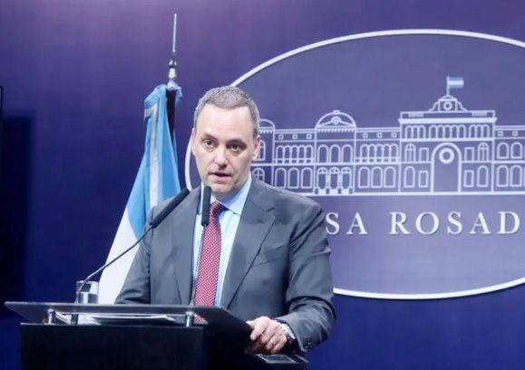 “Los salarios dependen de los gobernadores”