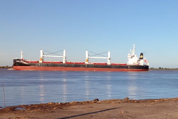 Río Paraná: "El caudal entrante es del 40 % inferior al promedio de septiembre"