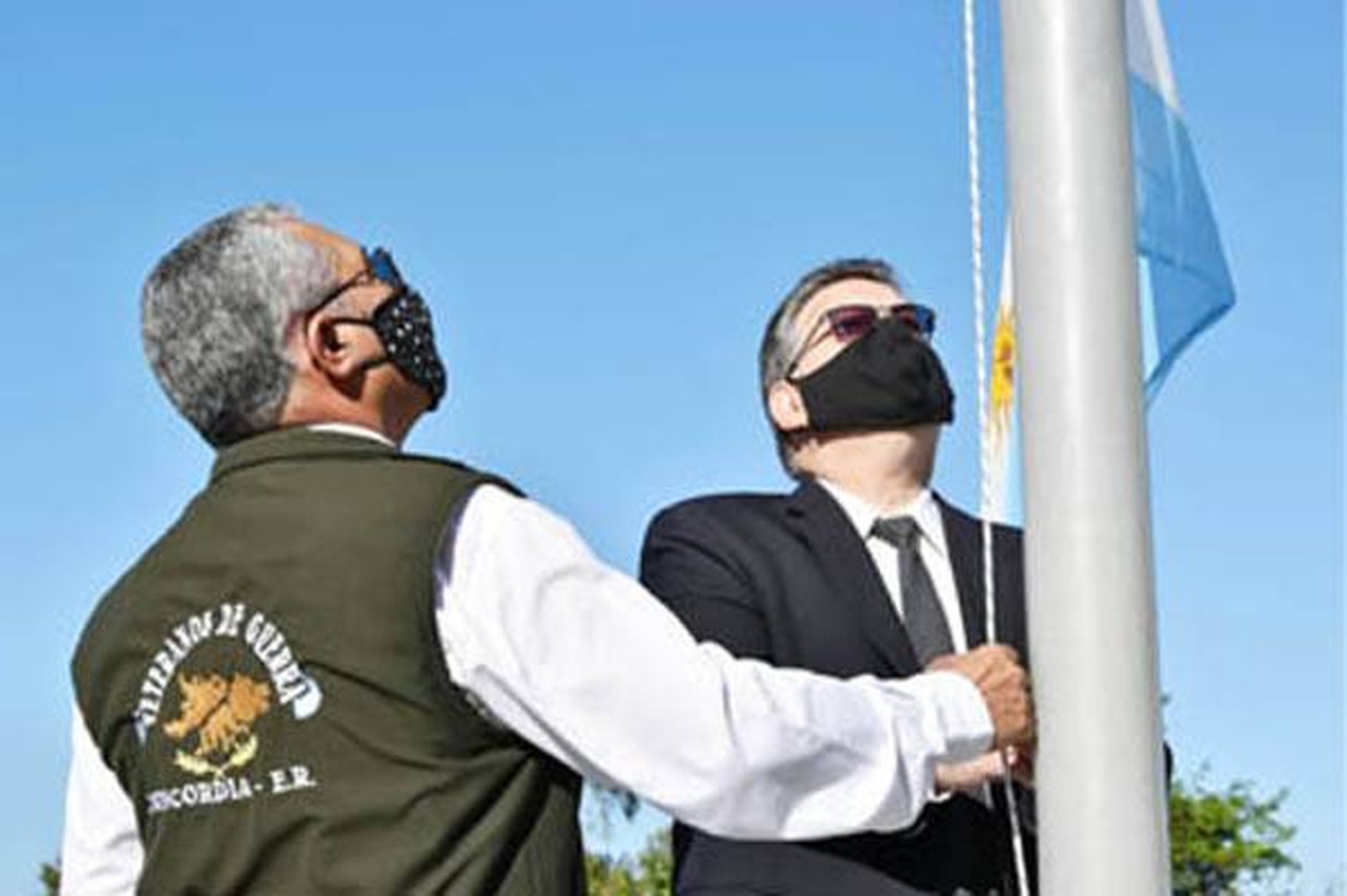 Bicentenario del primer izamiento de la bandera  argentina en las Malvinas