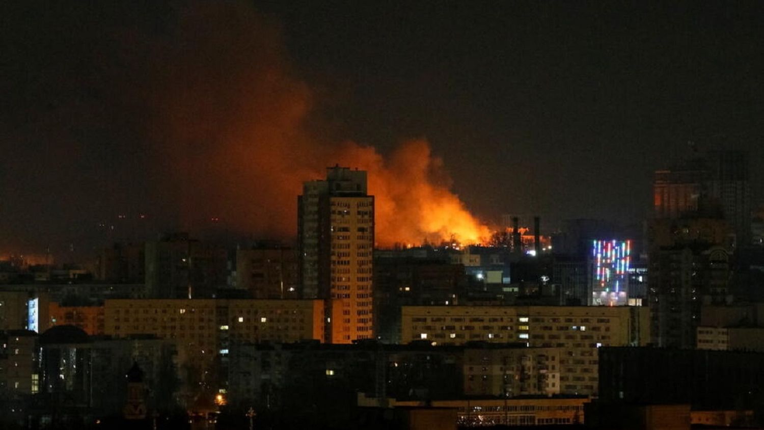 BOMBARDEO RUSO SOBRE KIEV deja varios muertos: un hospital infantil está entre los edificios destruidos en el ataque