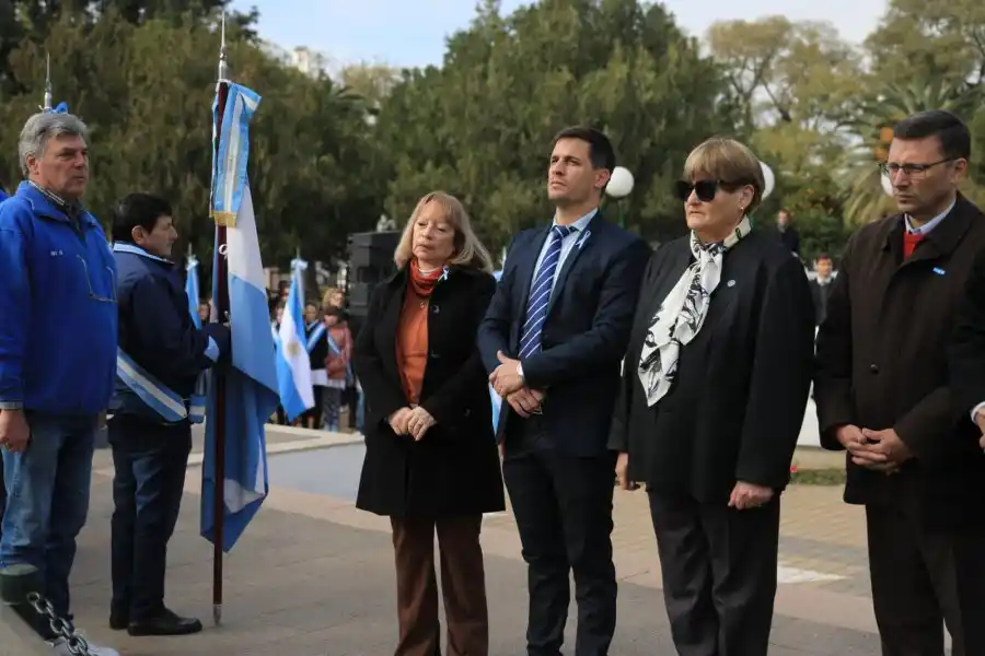 Rafaela rindió homenaje al General José de San Martín