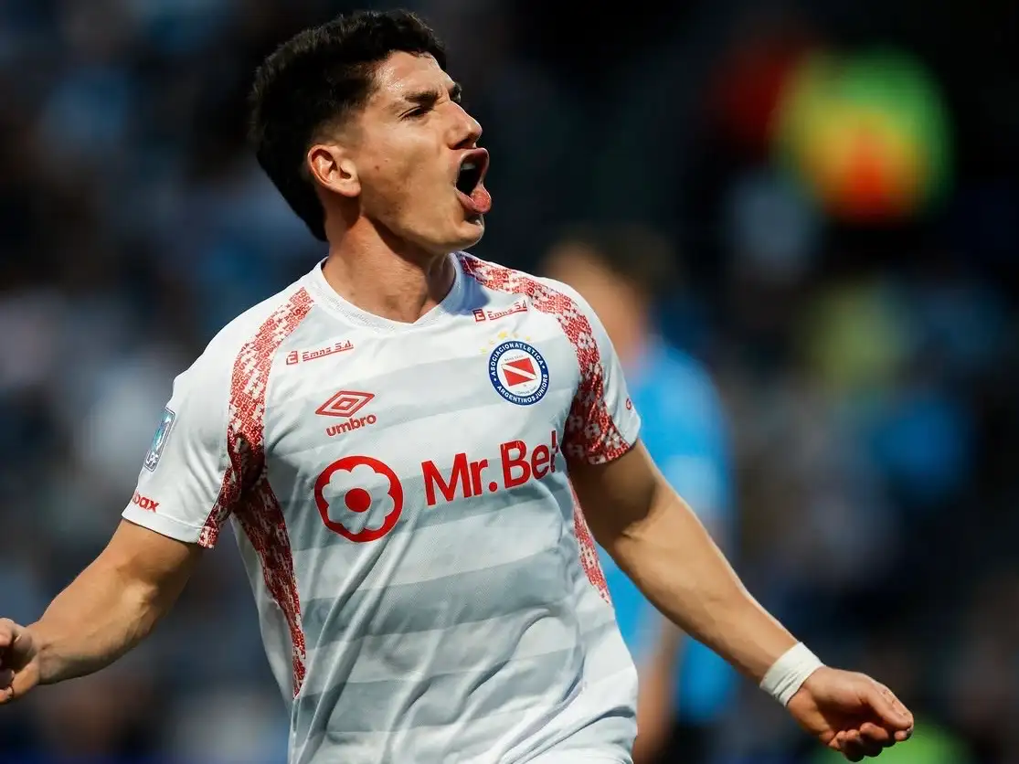 Boca va por Francisco Álvarez: prepara una oferta por el defensor de Argentinos