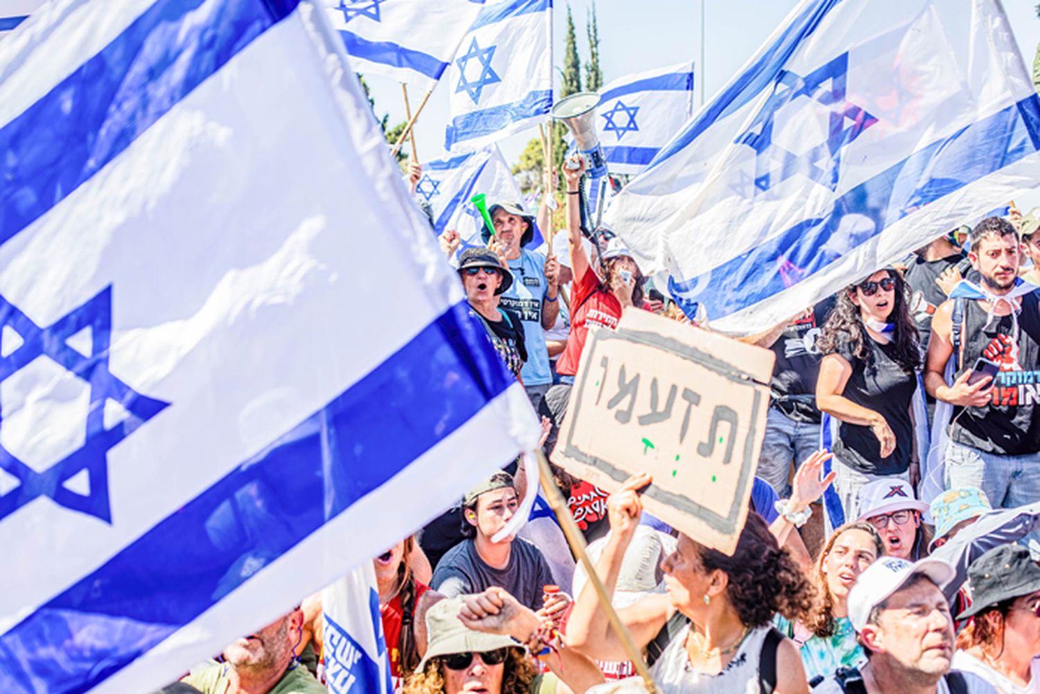 Miles de israelíes volvieron a tomar las calles en protesta por la reforma