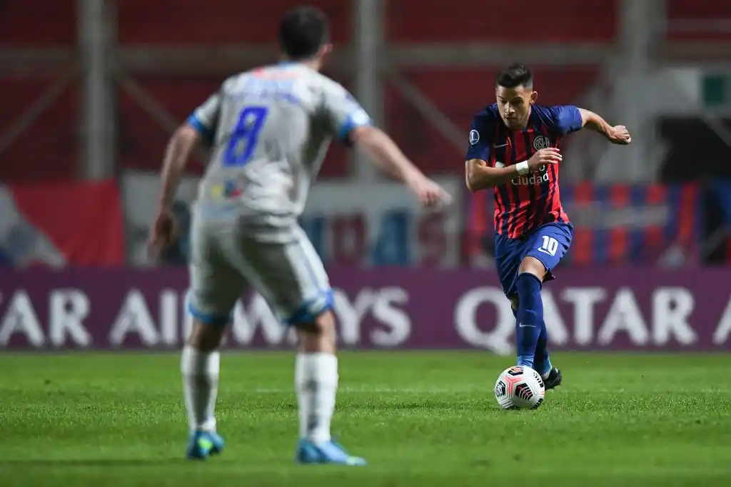 Apenas un punto para un desdibujado San Lorenzo