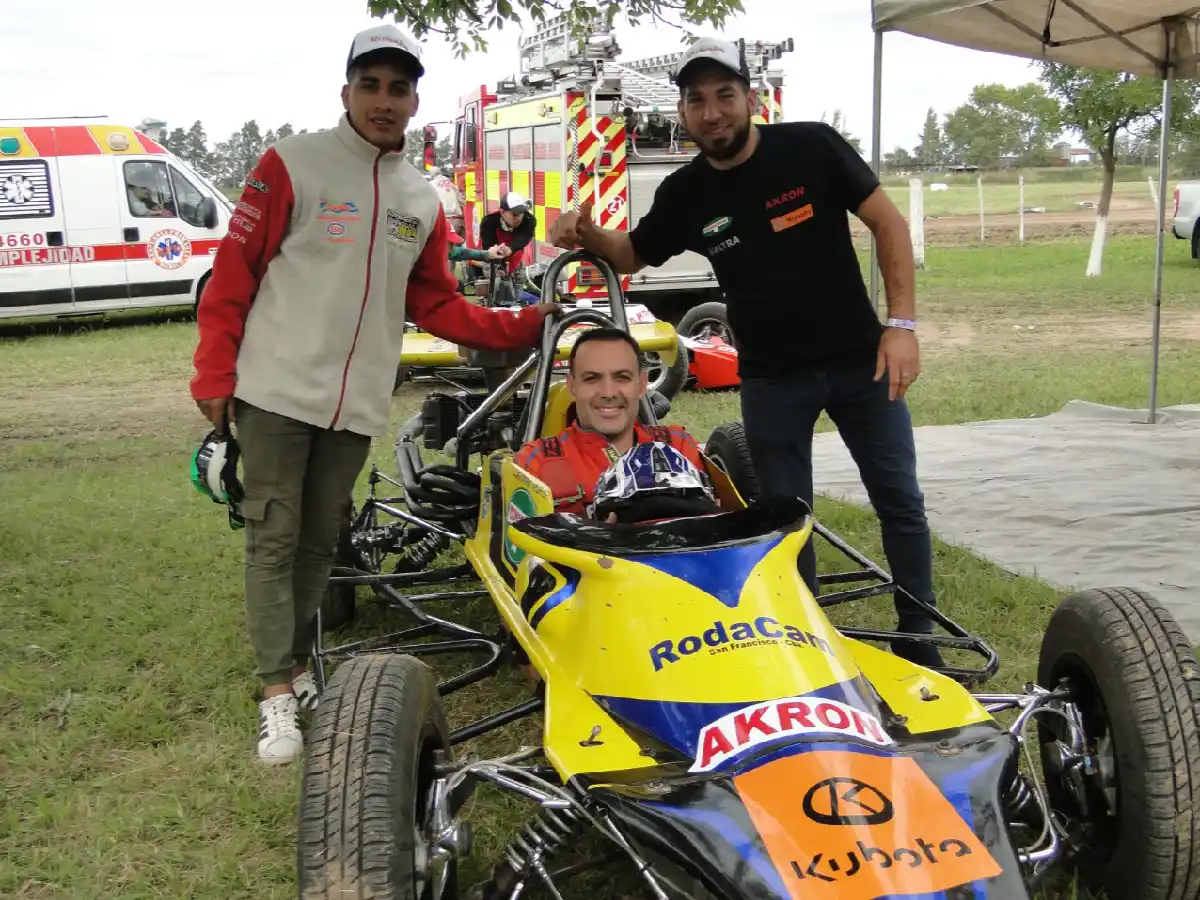 "Nuestro objetivo es pelear todas las carreras"
