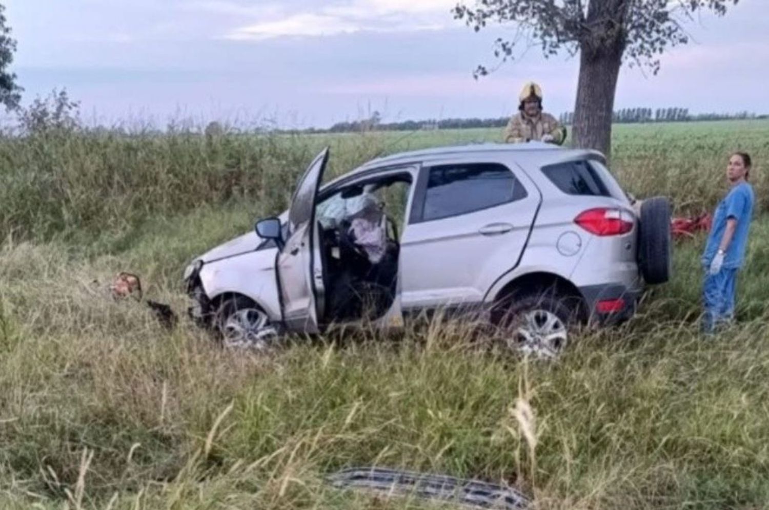 Accidente fatal en ruta 9: dos hombres de Roldán murieron y otro resultó herido