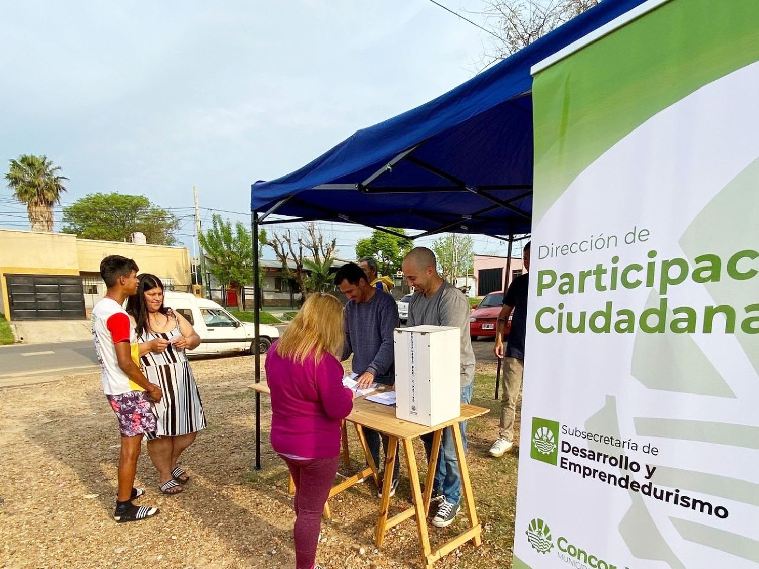 Convocatoria a vecinos para una reunión en el barrio Don Jorge