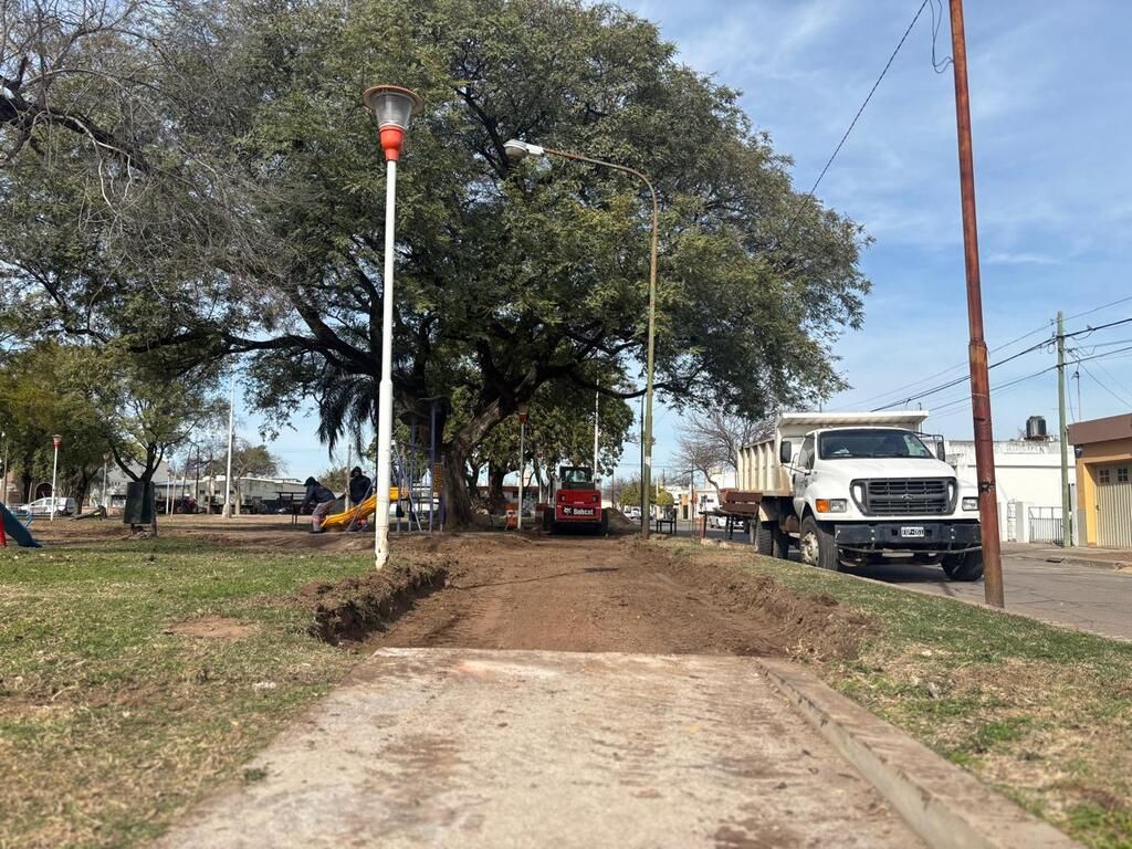 Comenzaron las tareas de refuncionalización de la Plaza de la Paz