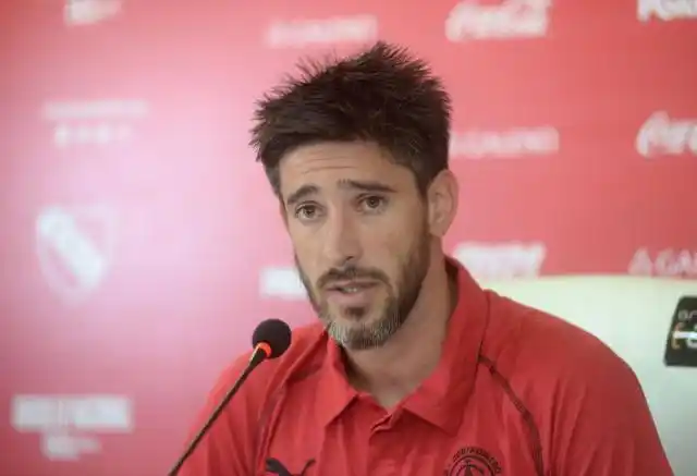 Pablo Pérez fue presentado en Independiente: "Estoy muy convencido de vestir esta camiseta"