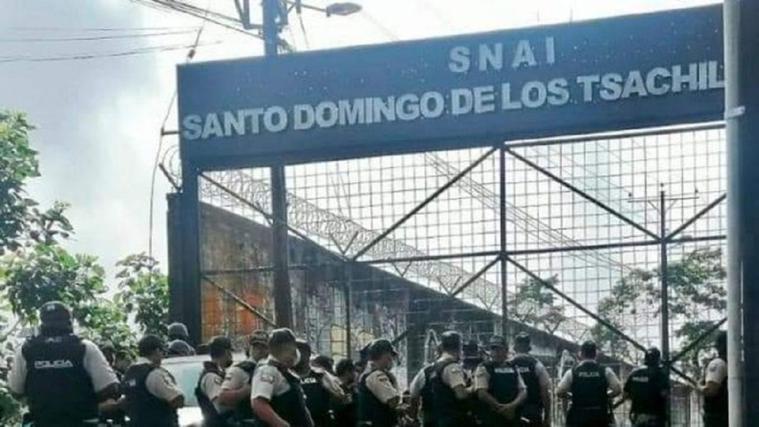 ¡CUERPOS DESMEMBRADOS! Escalofriante hallazgo tras motín en cárcel de Ecuador