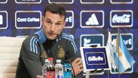 Argentina se prepara para enfrentar a Colombia con dos dudas en el once titular