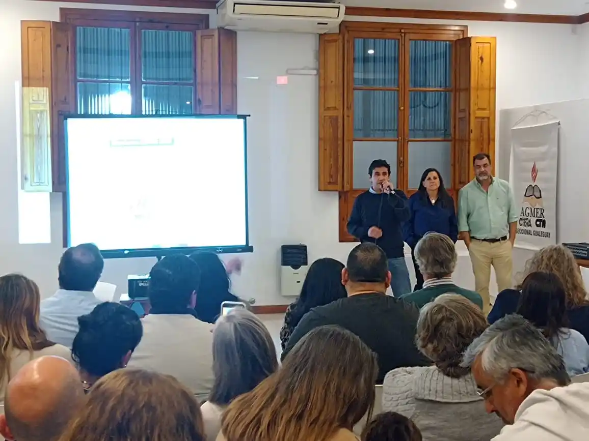 Antivero (AGMER): “Lo único que ha llevado a cabo este gobierno es una pedagogía de la crueldad y del ajuste”