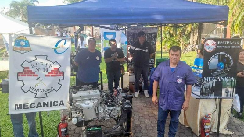 Exitosa 1.ª Expo provincial de Formación y Trabajo de Jóvenes y Adultos del Modelo Formoseño