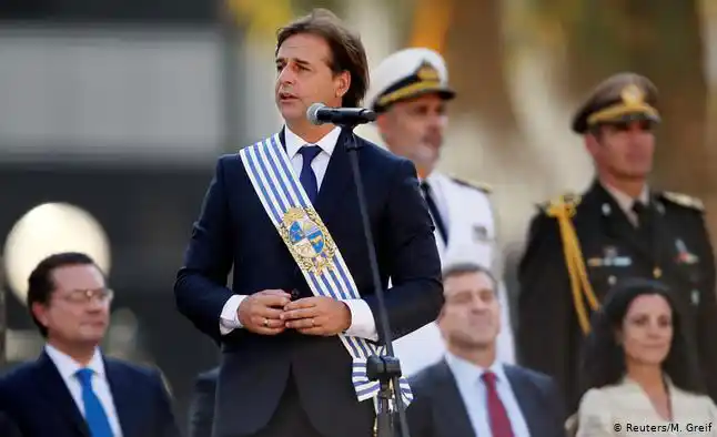 Las lecciones de Lacalle Pou para la Argentina