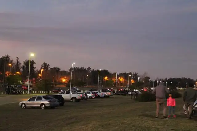 Pese a la pandemia, hubo gran movimiento en la costanera
