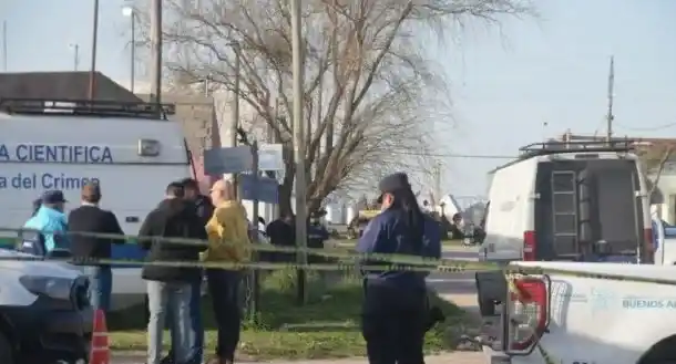 La carta que dejó el hombre que mató a su pareja, al hijo de ella y se suicidó