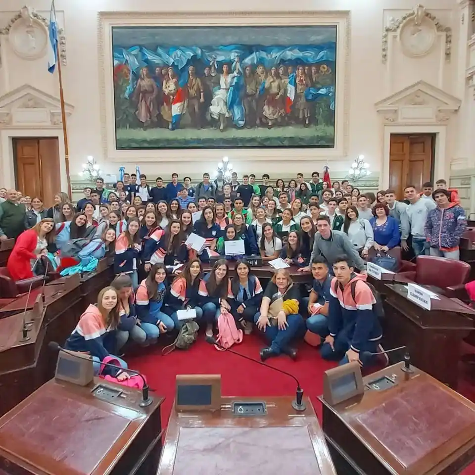 Estudiantes santafesinos fueron diputados por un día en la Legislatura