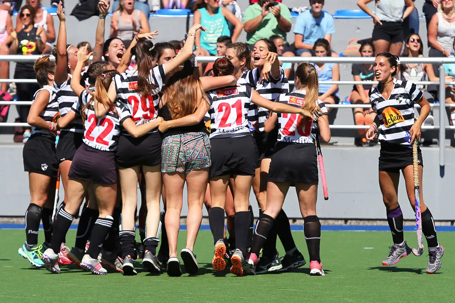 Sporting e IAE Club “B” permanecieron