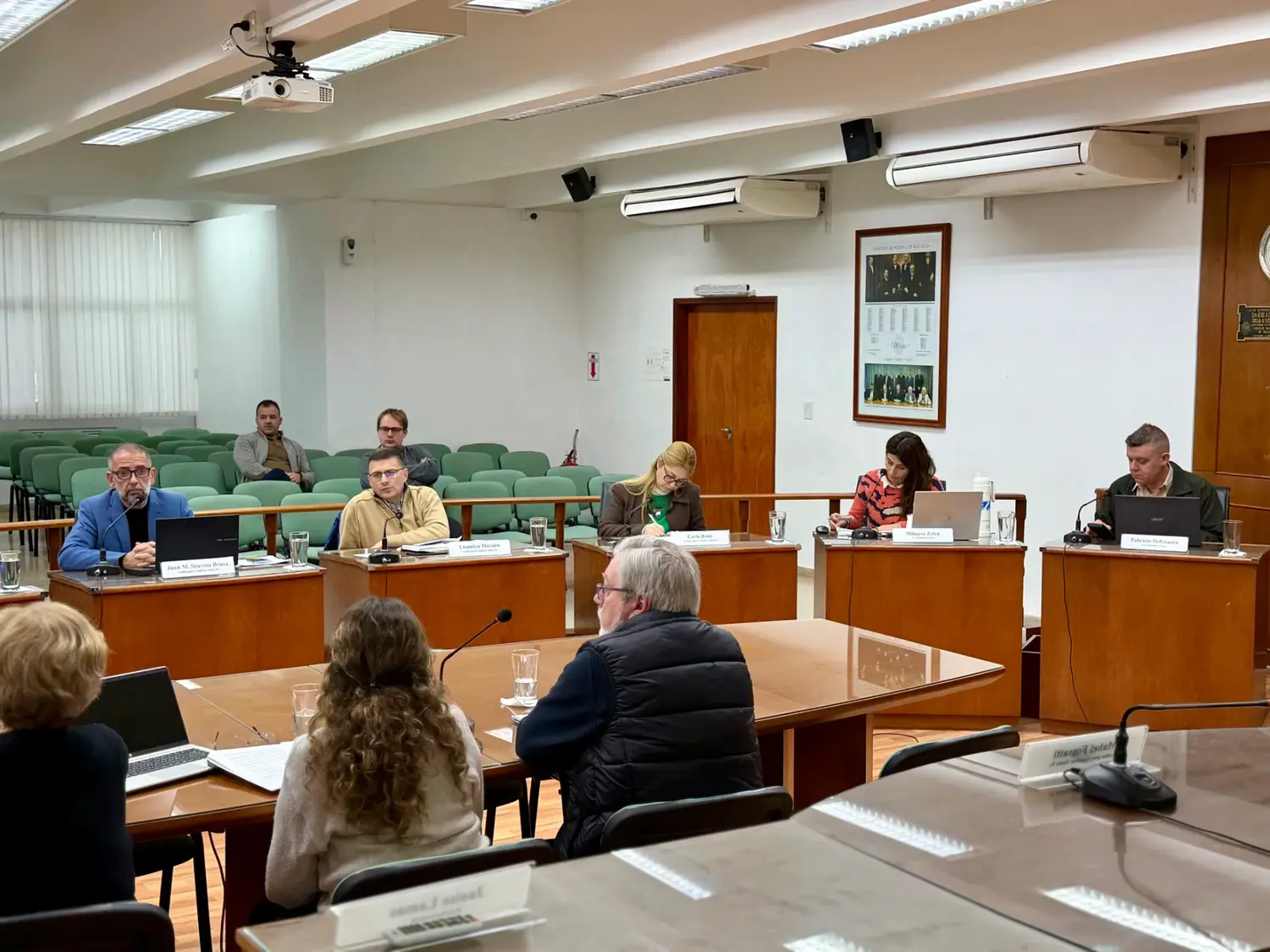 Los concejales recibieron a funcionarios municipales para abordar diferentes proyectos