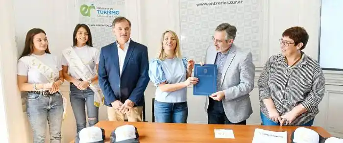 Se presentó un programa de acompañamiento a las fiestas populares