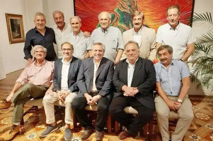 Cena con amigos íntimos  en Olivos