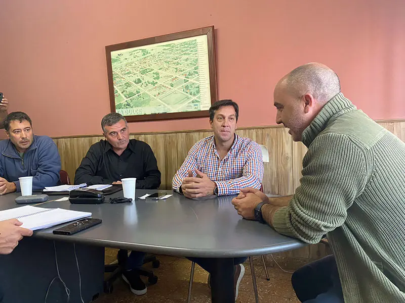 Oficina Móvil: Rojas viajó al interior del distrito y dialogó con los vecinos