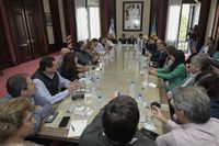 Provincia anunció incremento adicional para trabajadores y la paritaria estatal llegó al 60%