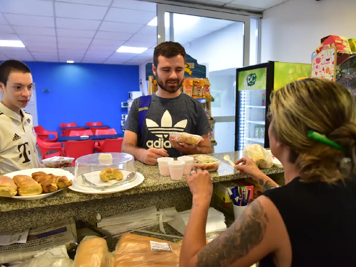 En la UTN los estudiantes comen con 170 pesos por día  