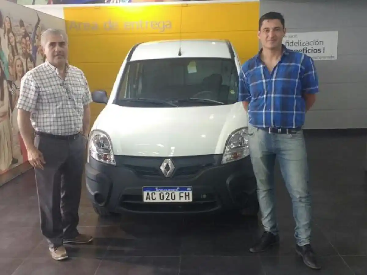 Bomberos Voluntarios sumó un nuevo vehículo