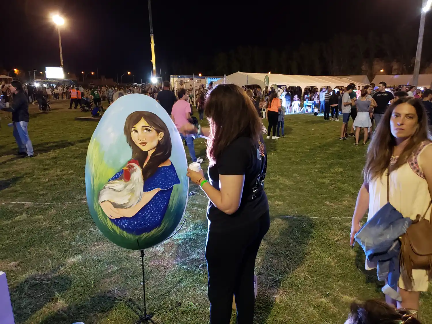 Arte en vivo en la Fiesta Nacional de la Avicultura