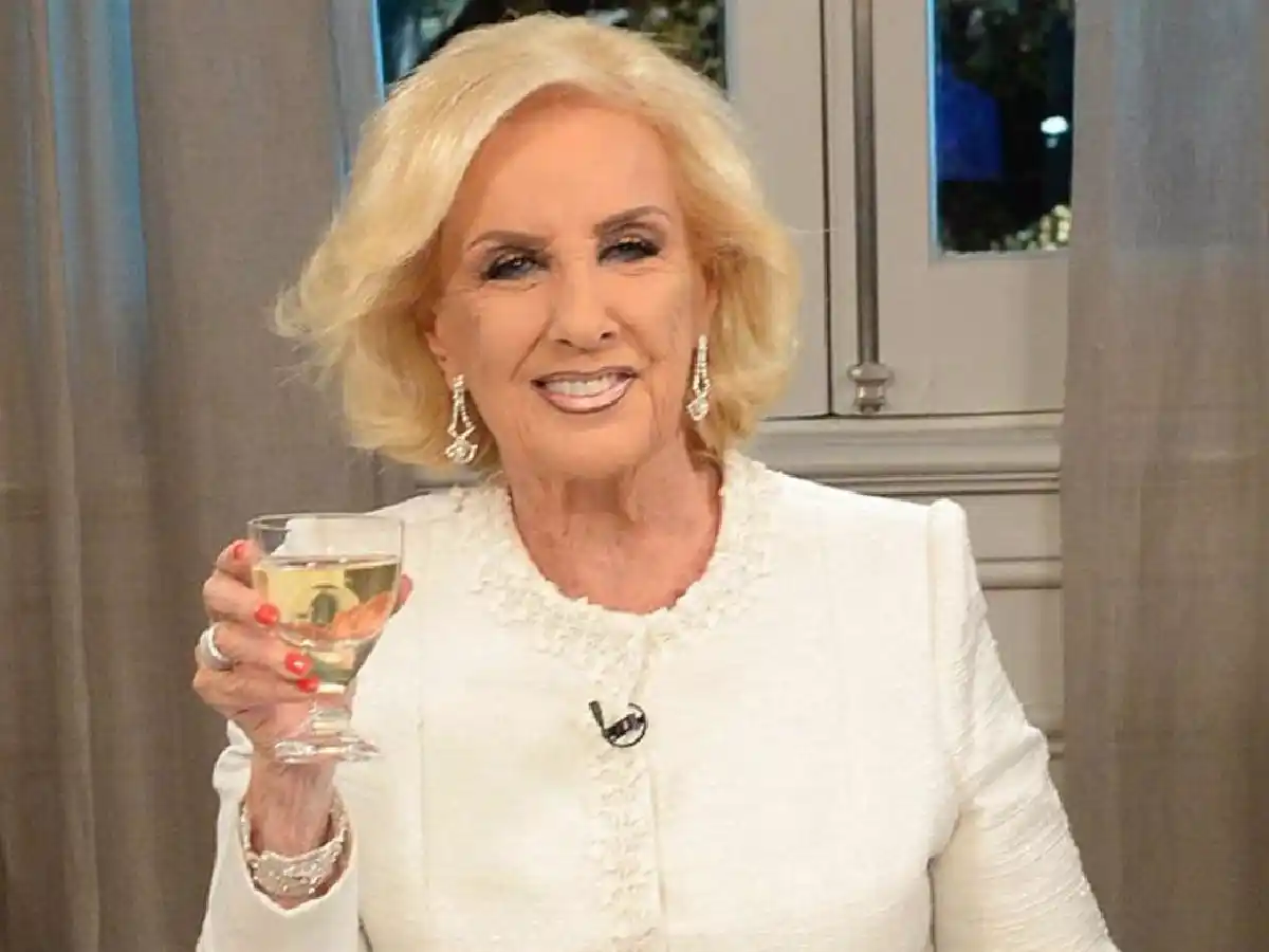 Mirtha Legrand se recupera "en franca mejoría"