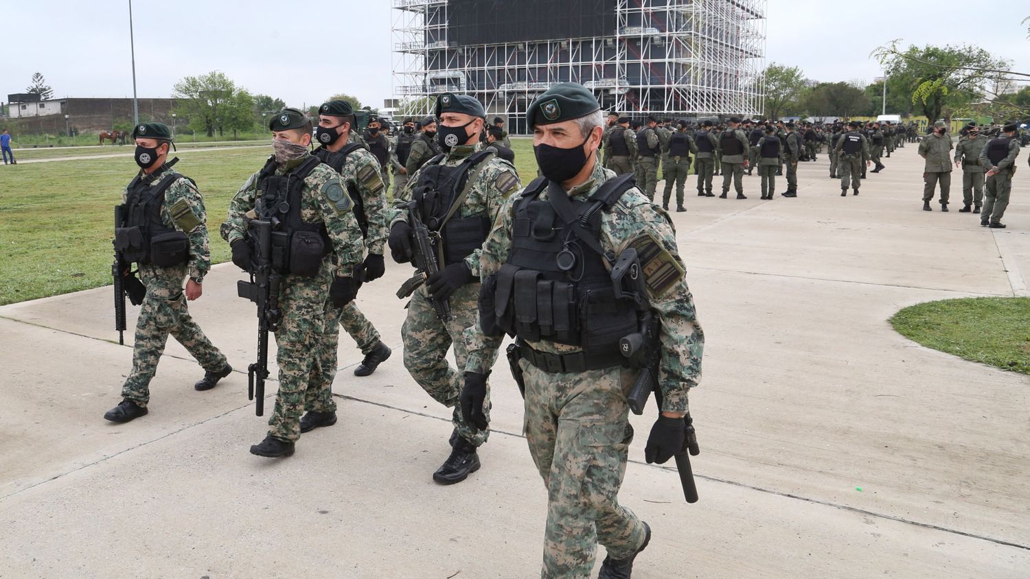 El Gobierno enviará gendarmes a la embajada argentina en Caracas