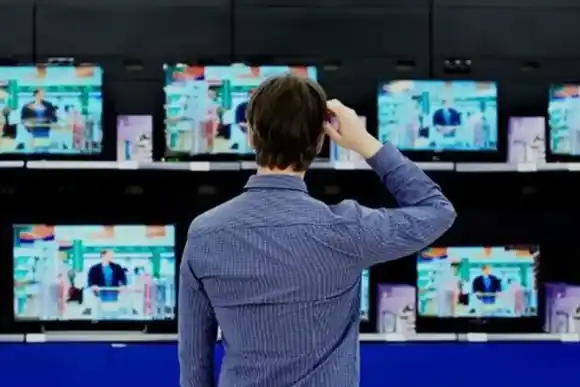 Lanzan un nuevo régimen para comprar celulares y TV sin IVA ni impuestos