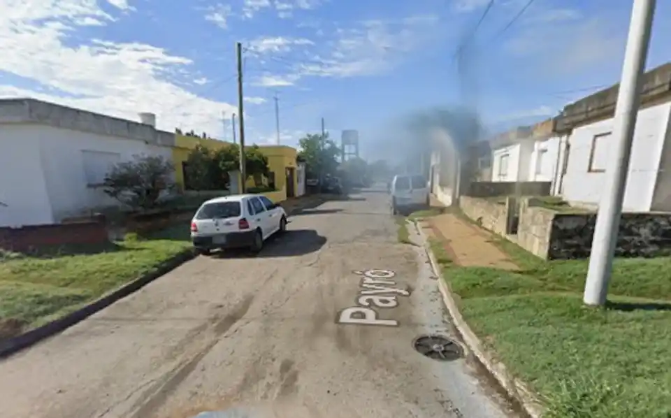 Prohibieron el estacionamiento sobre una mano de calle Payró
