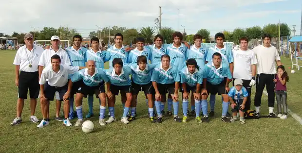 Defensores se prepara para  enfrentar a Ñapindá de Colón 