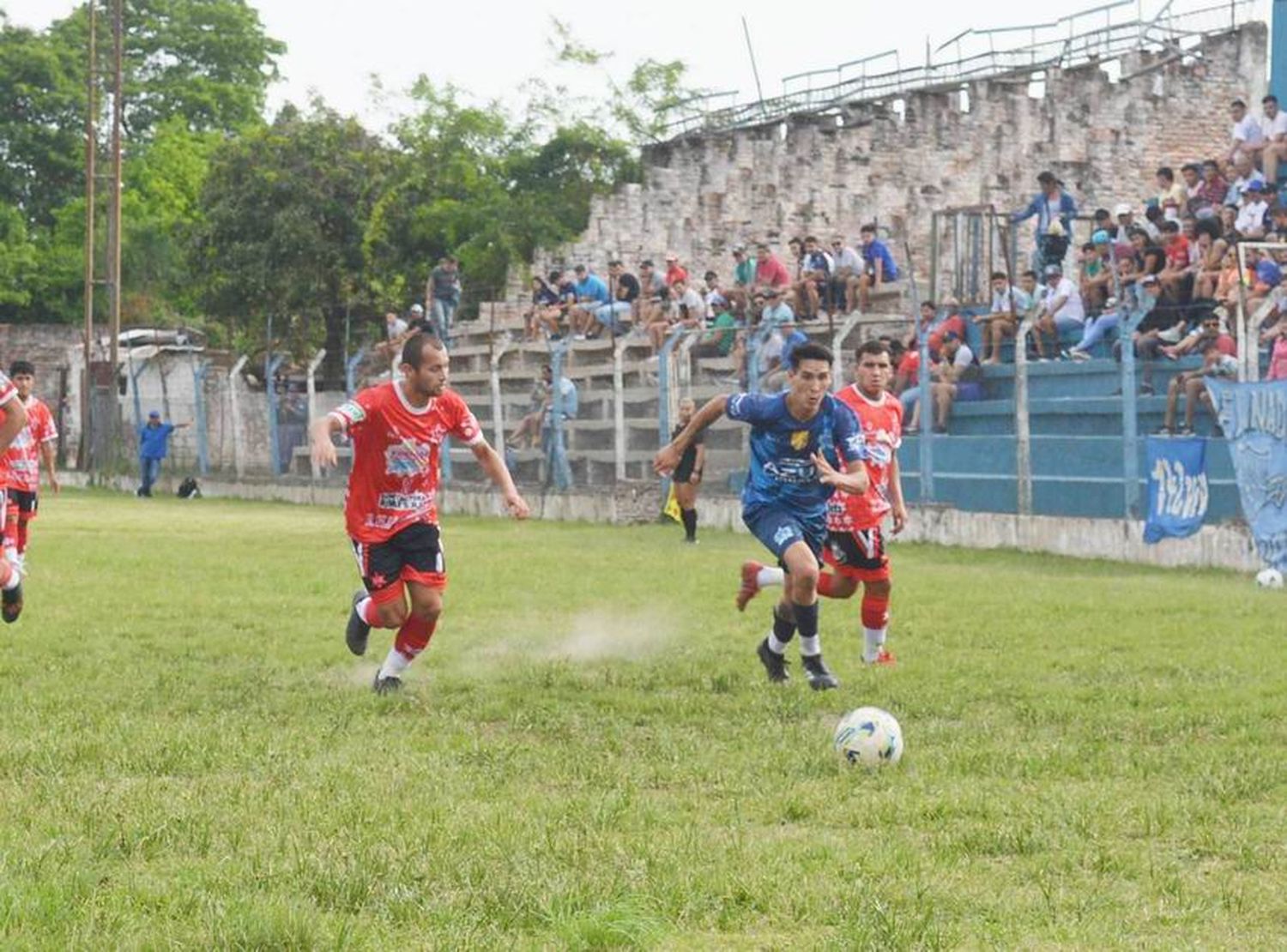 Chacra 8 ganó un partido 
que pareció un amistoso