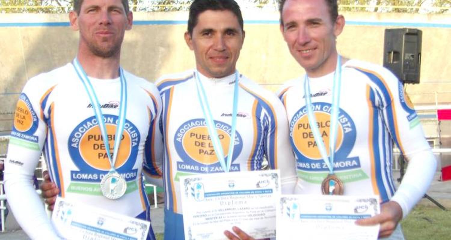 Cristian Basualdo, José Eduardo y  Lázaro  Villarruel Campeones Argentinos