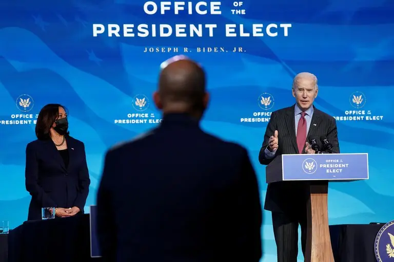 Biden evitó hablar sobre la iniciativa de iniciar un juicio político a Trump: «Lo debe decidir el Congreso»