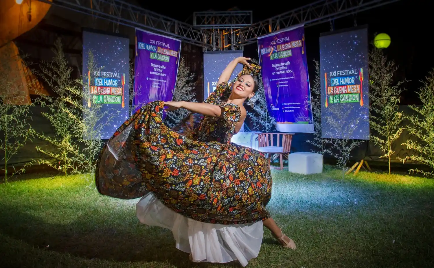 Serena Ludueña, bailarina de ballet Patria, profesora de danzas y estudiante de UTN