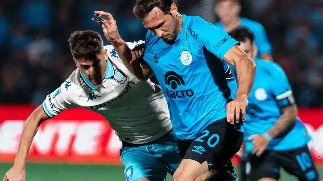 “Mudo” Vázquez encara ante Cannavo.